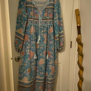 Size large floral maxi dress